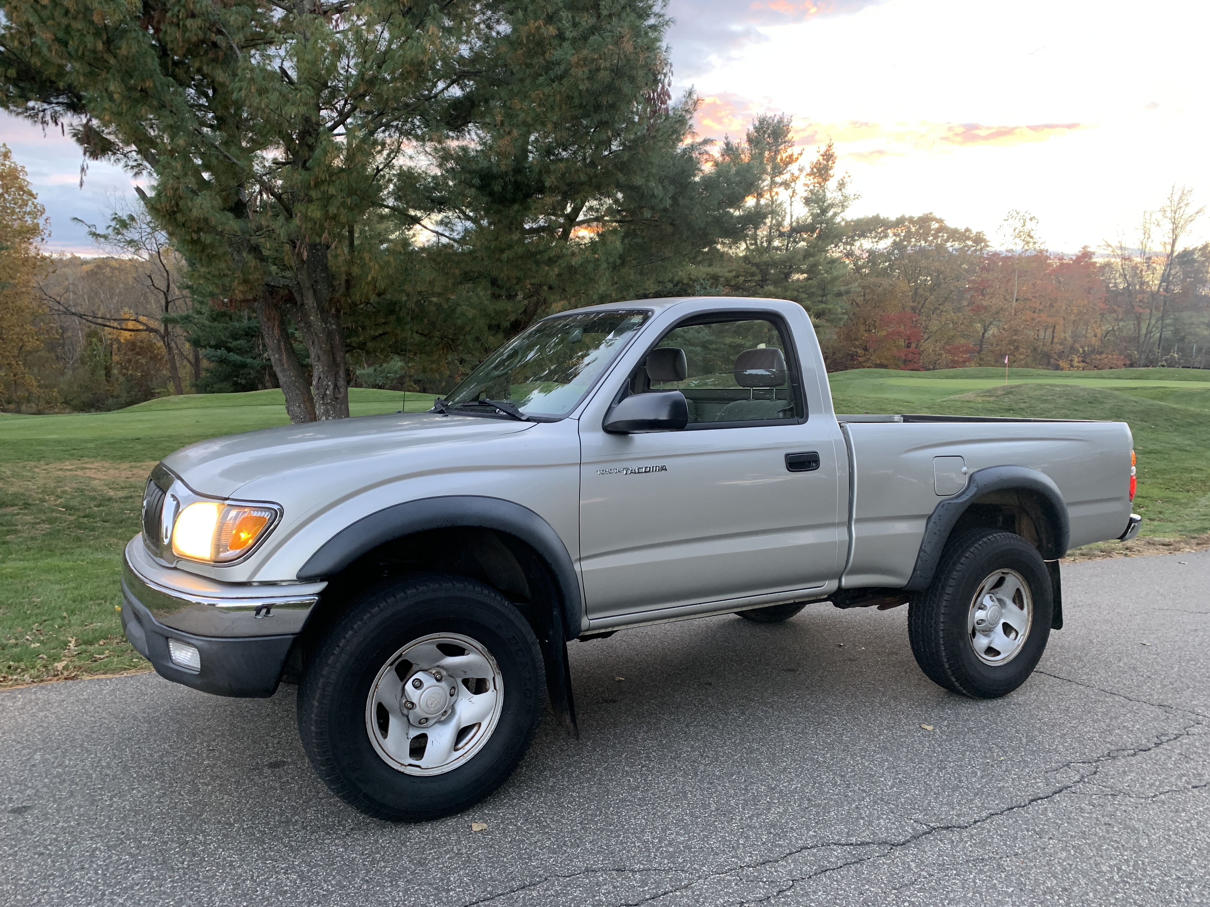 2004 Toyota Tacoma SR5 4x4 Pickup — photo 38